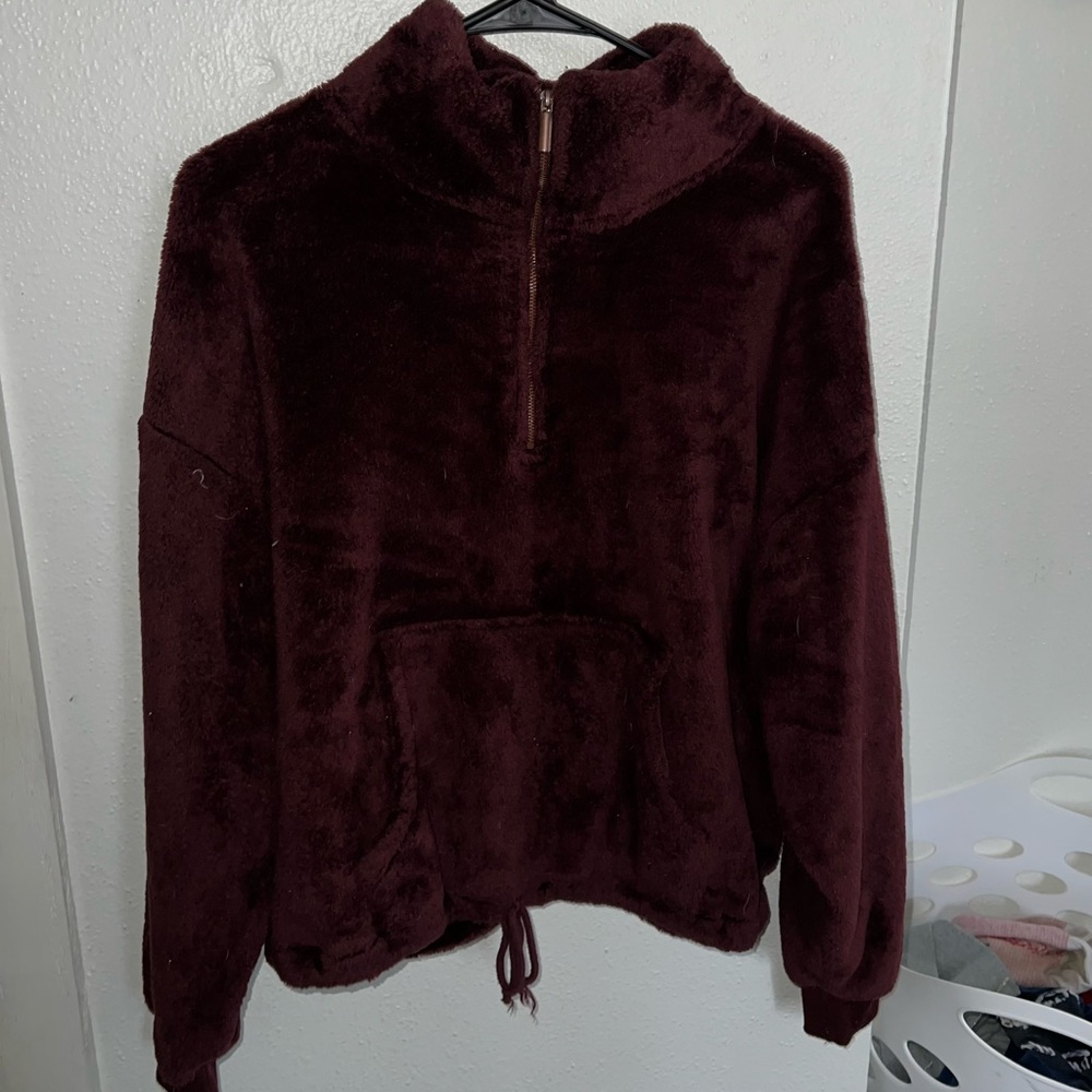 Cropped Sherpa long sleeve sweater